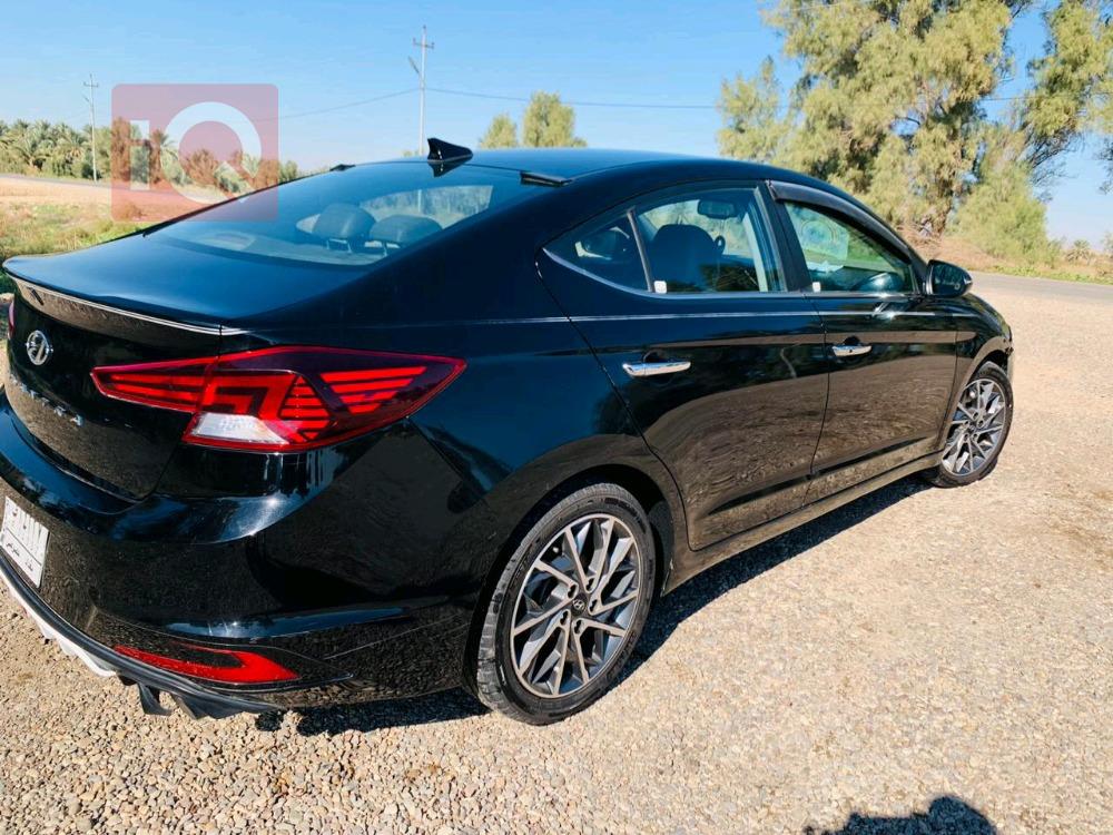 هيونداي النترا